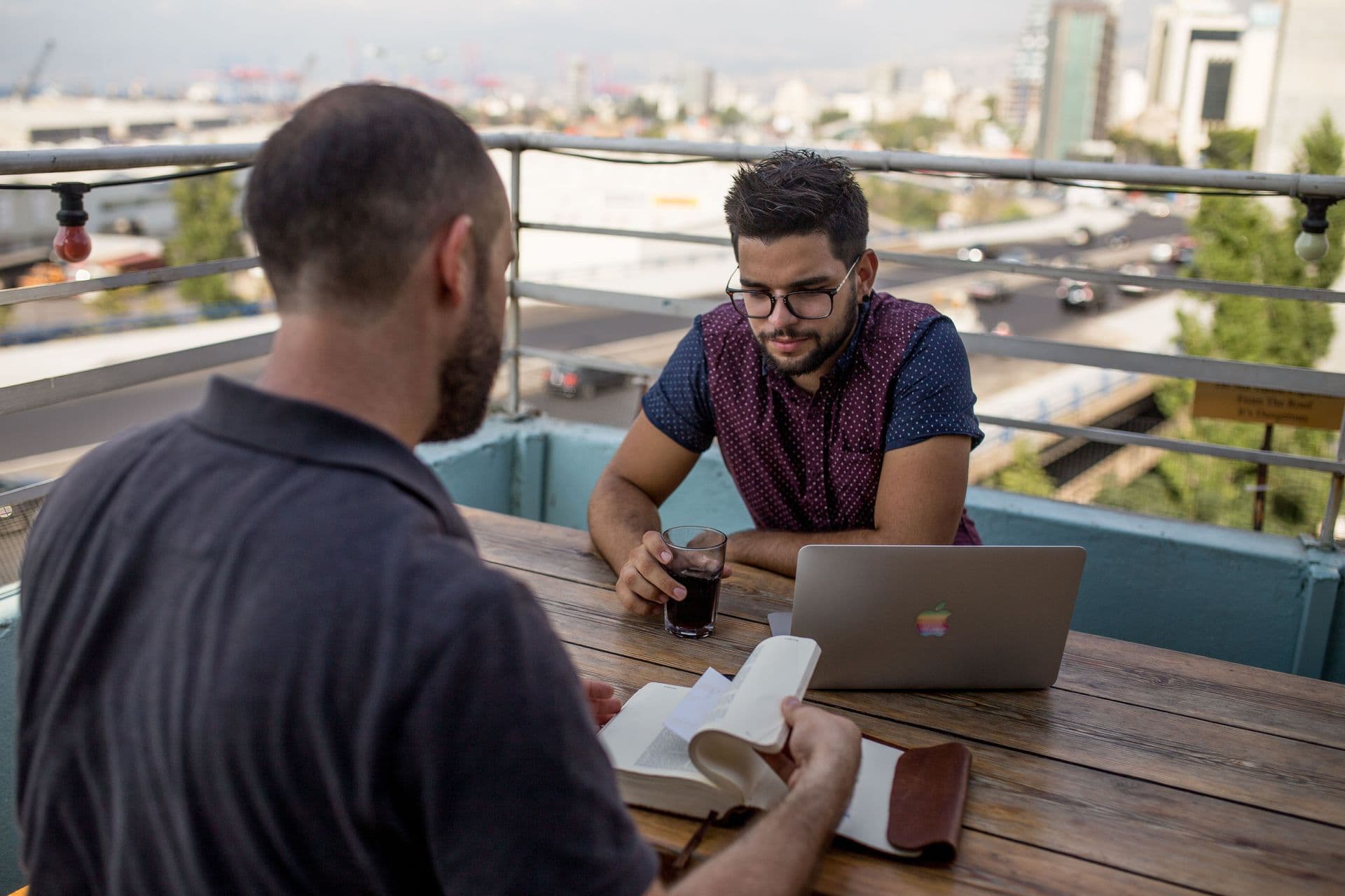 Check out OM's professional internship opportunities for photography, videography, graphic design and journalism: http://www.om.org/en/job/s3169